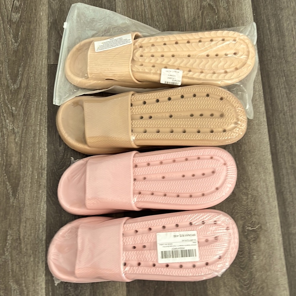 Slippers 40/41  US 9/10